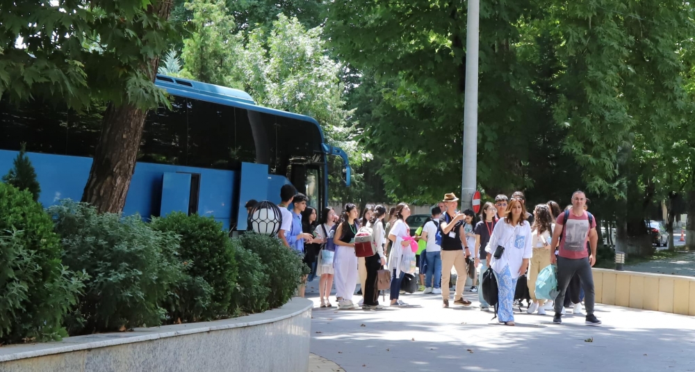 “BİZ GƏLƏCƏYİK” adlı yay düşərgəsinin 1-ci günü