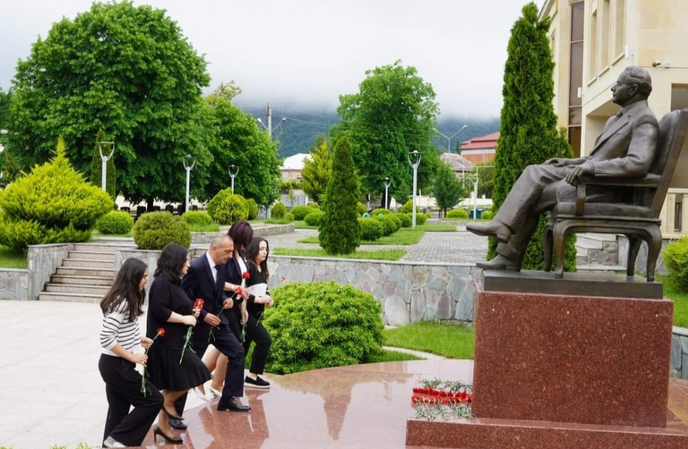 “Ulu Öndərin izi ilə” Zaqatala nümayəndələrinin bilik yarışı...