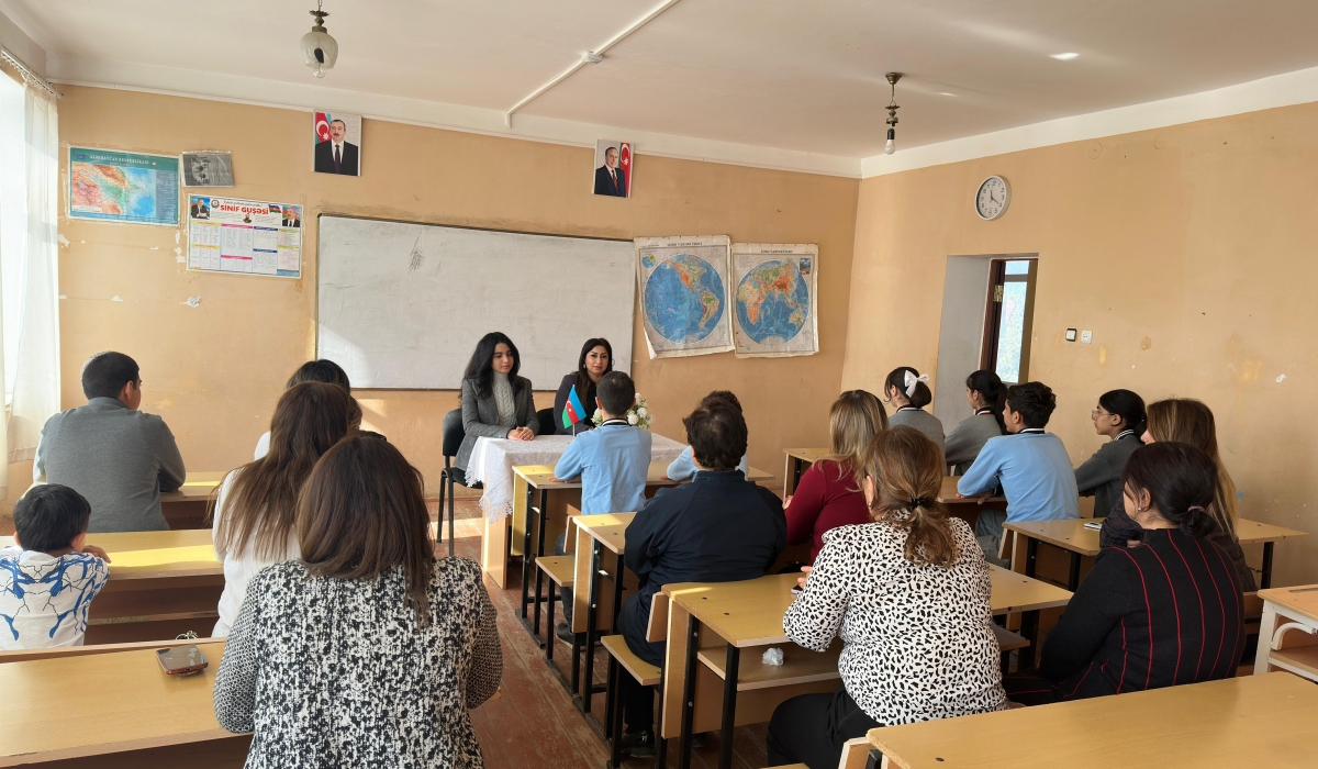 Uşaq Səfirlər Məclisinin Neftçala rayonu üzrə nümayəndəliyində “Uşaqdan-böyüyə” adlı layihə əsasında görüş keçirilib