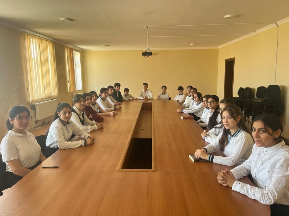 Uşaq Səfirlər Məclisinin Xızı rayonu üzrə regional nümayəndəsi Umud Yenikeyevin təşəbbüsü
