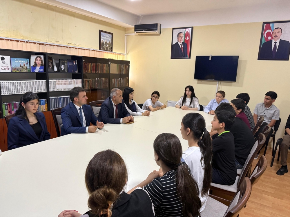 Uşaq Səfirlər Məclisinin Kəlbəcər rayonu üzrə nümayəndələri Aysu Məmmədova və Elmin Hüseynlinin təşəbbüsü
