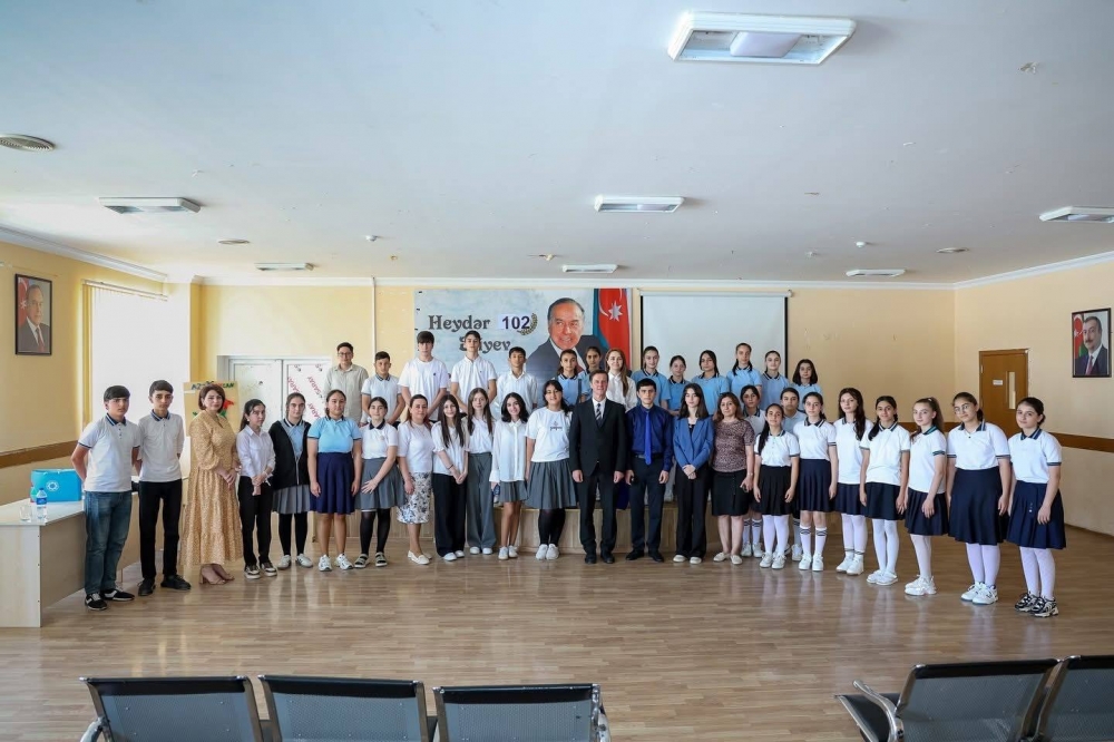 Uşaq Səfirlər Məclisinin Bərdə rayonu üzrə nümayəndələri Əlizadə Kənan və Əliyeva Zəhranın təşəbbüsü