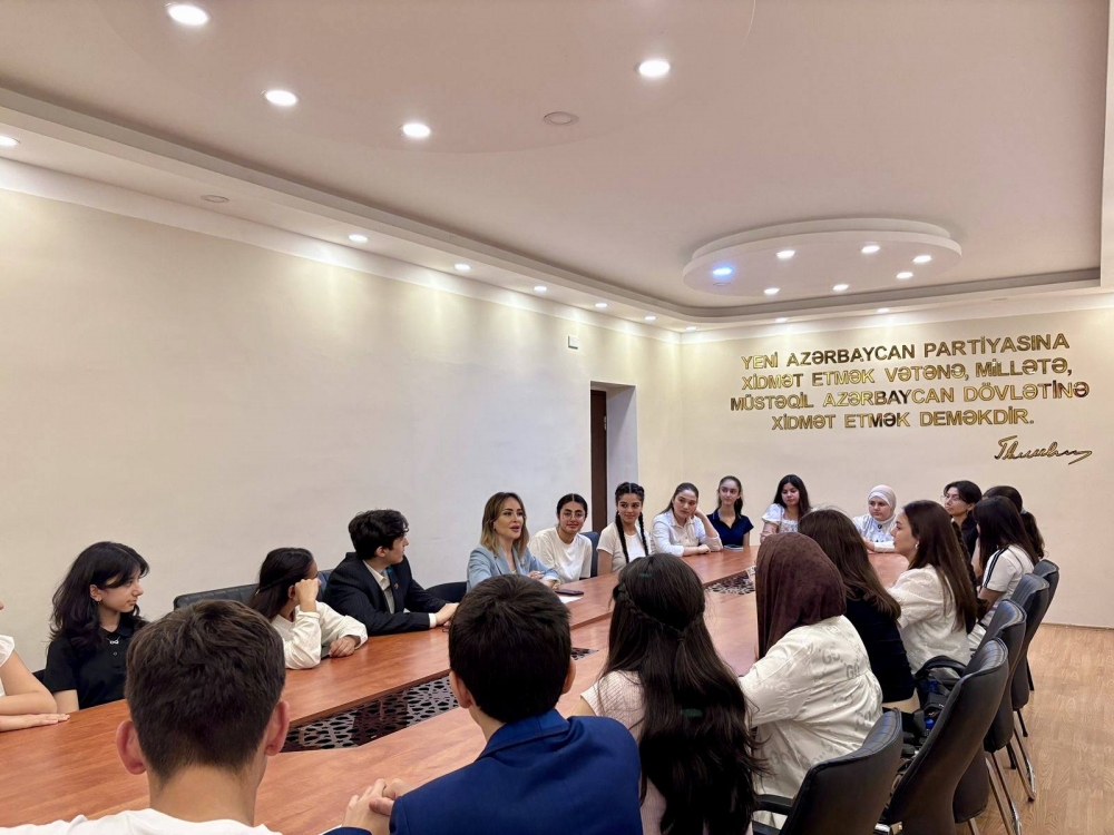 Uşaq Səfirlər Məclisinin Abşeron rayonu üzrə nümayəndələri Abbaszadə Ayxan və Əliyeva Zəhranın təşəbbüsü