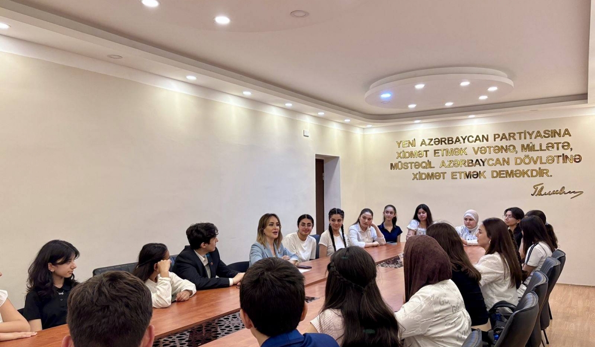 Uşaq Səfirlər Məclisinin Abşeron rayonu üzrə nümayəndələri Abbaszadə Ayxan və Əliyeva Zəhranın təşəbbüsü