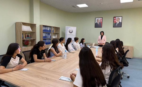 Uşaq Səfirlər Məclisinin İsmayıllı rayonu üzrə nümayəndələri Nazlı Mirzəliyeva və Ruhəngiz Qasımovanın təşəbbüsü