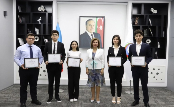Dövlət Komitəsinin sədri Bahar Muradova ...