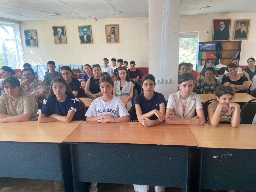 Uşaq Səfirlər Məclisinin Qax rayonu üzrə nümayəndəsi Sultanlı Sonanın təşəbbüsü