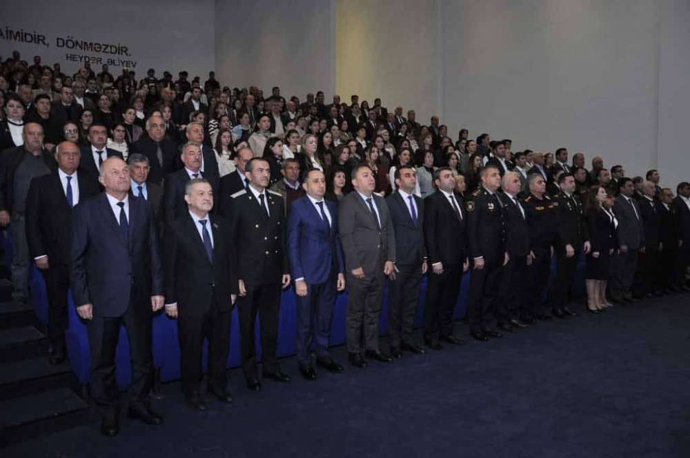 Uşaq Səfirlər Məclisinin Mingəçevir şəhər fəalları Abbaslı Bətül, Cavadlı Nihan və Mustafazadə Xədicənin təşəbbüsü