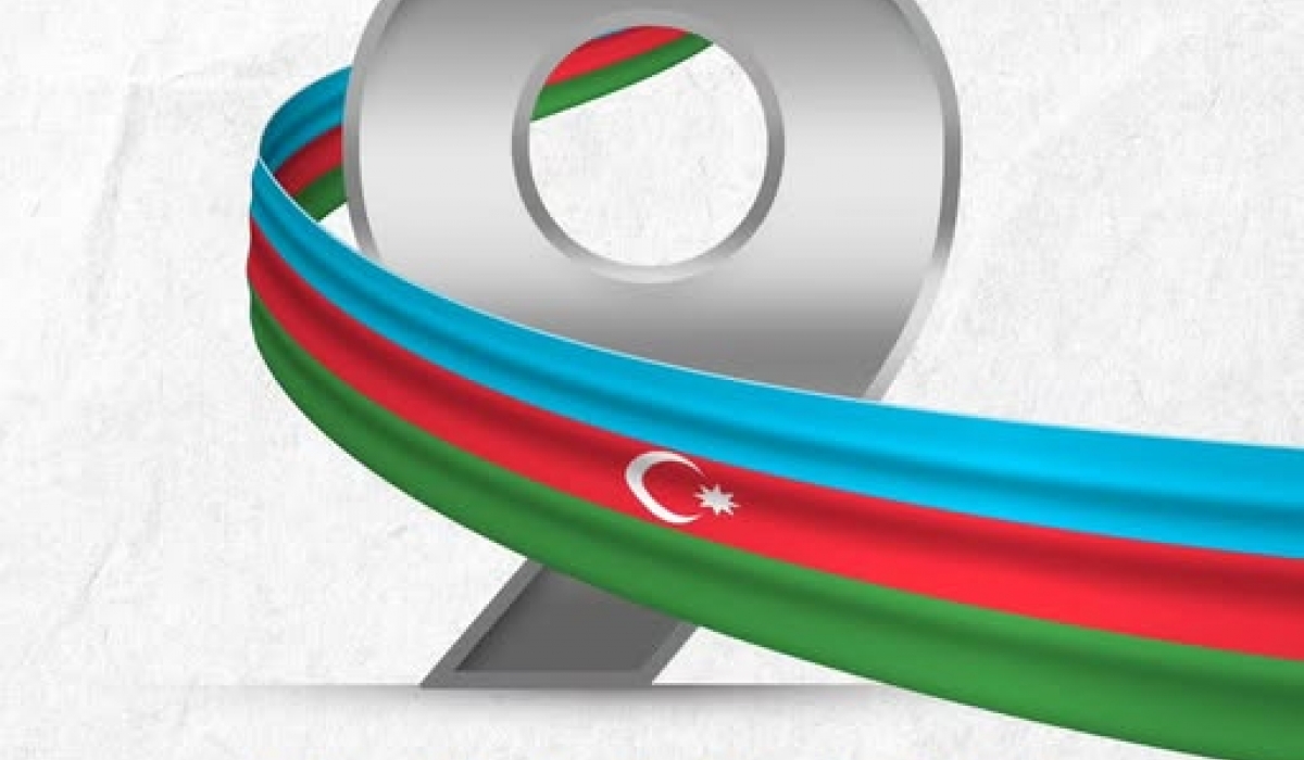 9 Noyabr — Bu tarix, üçrəngli bayrağımızın 1918-ci ildə ilk dəfə qəbul edilərək müstəqillik, azadlıq və milli iradənin simvolu kimi dövlət səhnəsinə yüksəldiyi gündür.