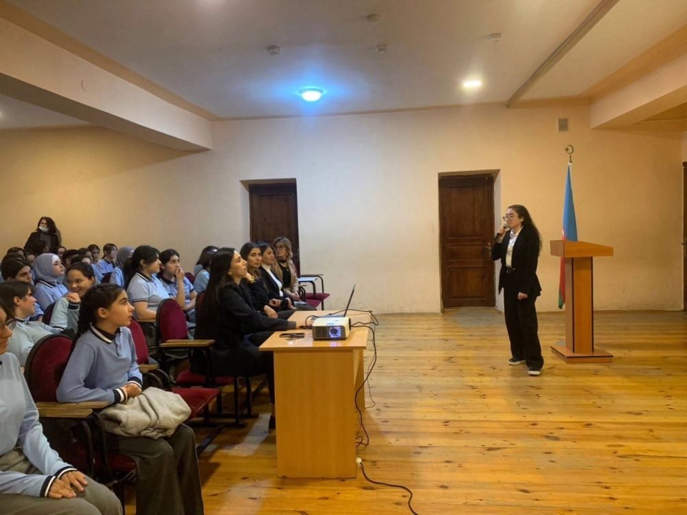 3 noyabr 2025-ci il tarixində Uşaq Səfirlər Məclisinin Bakı fəalı Arifə İmanzadənin təşəbbüsü