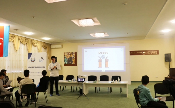 Ailə, Qadın və Uşaq Problemləri üzrə Dövlət Komitəsinin layihəsi əsasında fəaliyyət göstərən Uşaq Səfirlər Məclisinin 1 saylı Uşaq evində “Düşüncədən qələbəyə”