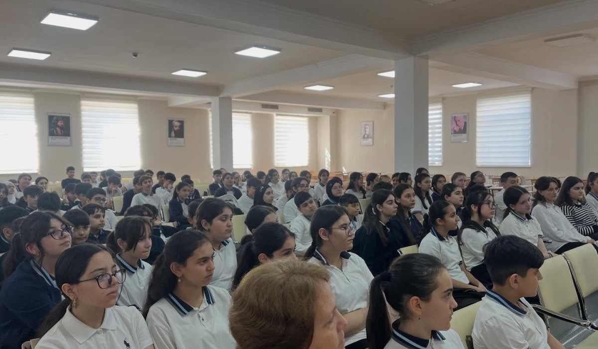 16 mart 2026-cı il tarixində Uşaq Səfirlər Məclisinin üzvləri tərəfindən 263 nömrəli tam orta məktəbin şagirdlər üçün maarifləndirici tədbir təşkil olunub.