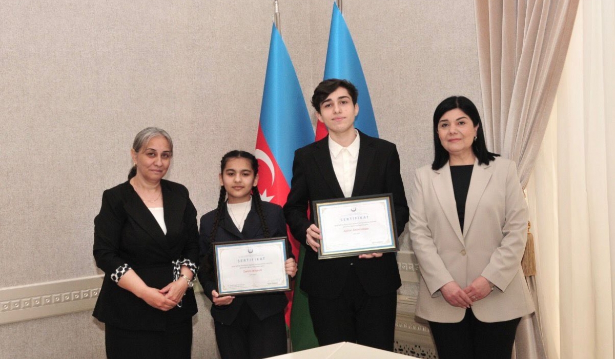 Ailə, Qadın və Uşaq Problemləri üzrə Dövlət Komitəsi tərəfindən Uşaq Səfirlər Məclisinin regional nümayəndələrinin fəallığının artırılması məqsədilə onların 3 aylıq fəaliyyəti qiymətləndirilir