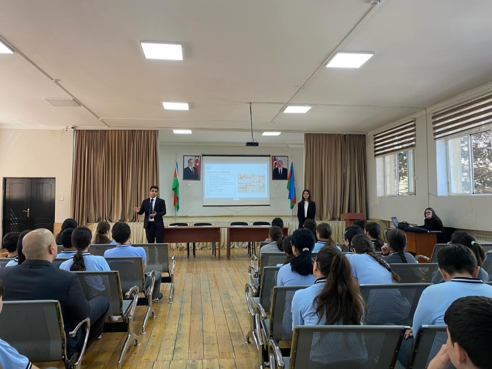 13 aprel 2026-cı il tarixində Bakı şəhəri Binəqədi rayonu 83 saylı orta məktəbdə uşaqların hüquqi biliklərinin artırılması məqsədi ilə “Uşaqlar və Hüquq” mövzusunda görüş keçirilib.