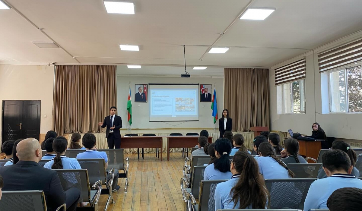 13 aprel 2026-cı il tarixində Bakı şəhəri Binəqədi rayonu 83 saylı orta məktəbdə uşaqların hüquqi biliklərinin artırılması məqsədi ilə “Uşaqlar və Hüquq” mövzusunda görüş keçirilib.