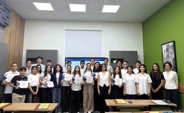 “Gələcək Bizik!” adlı liderlik məktəbi uğurla başa çatdı!