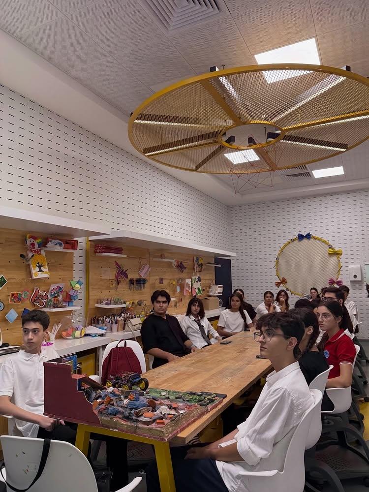 4 sentyabr 2026-cı il tarixində "Bilim Bakı" Mərkəzində “Zəlzələlərə qarşı innovativ həllərin prototip üzərindən izahı və startup ideyasının inkişafı” mövzusunda tədbir keçirilib.